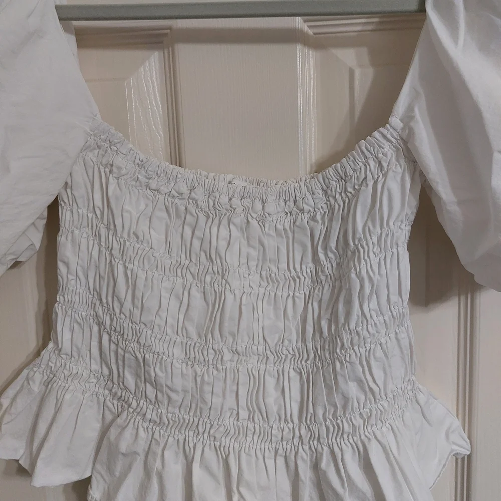 Astr White Puff Sleeve Blouse